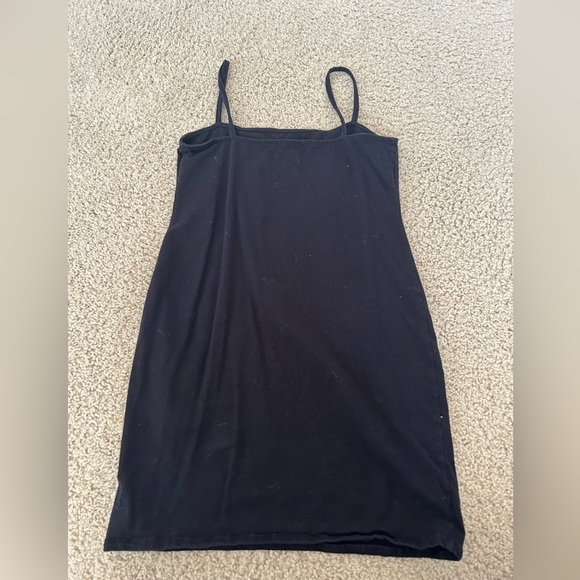 black mini dress fits medium to large - Picture 3 of 3
